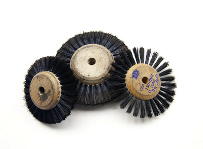 Bristle buffing wheels